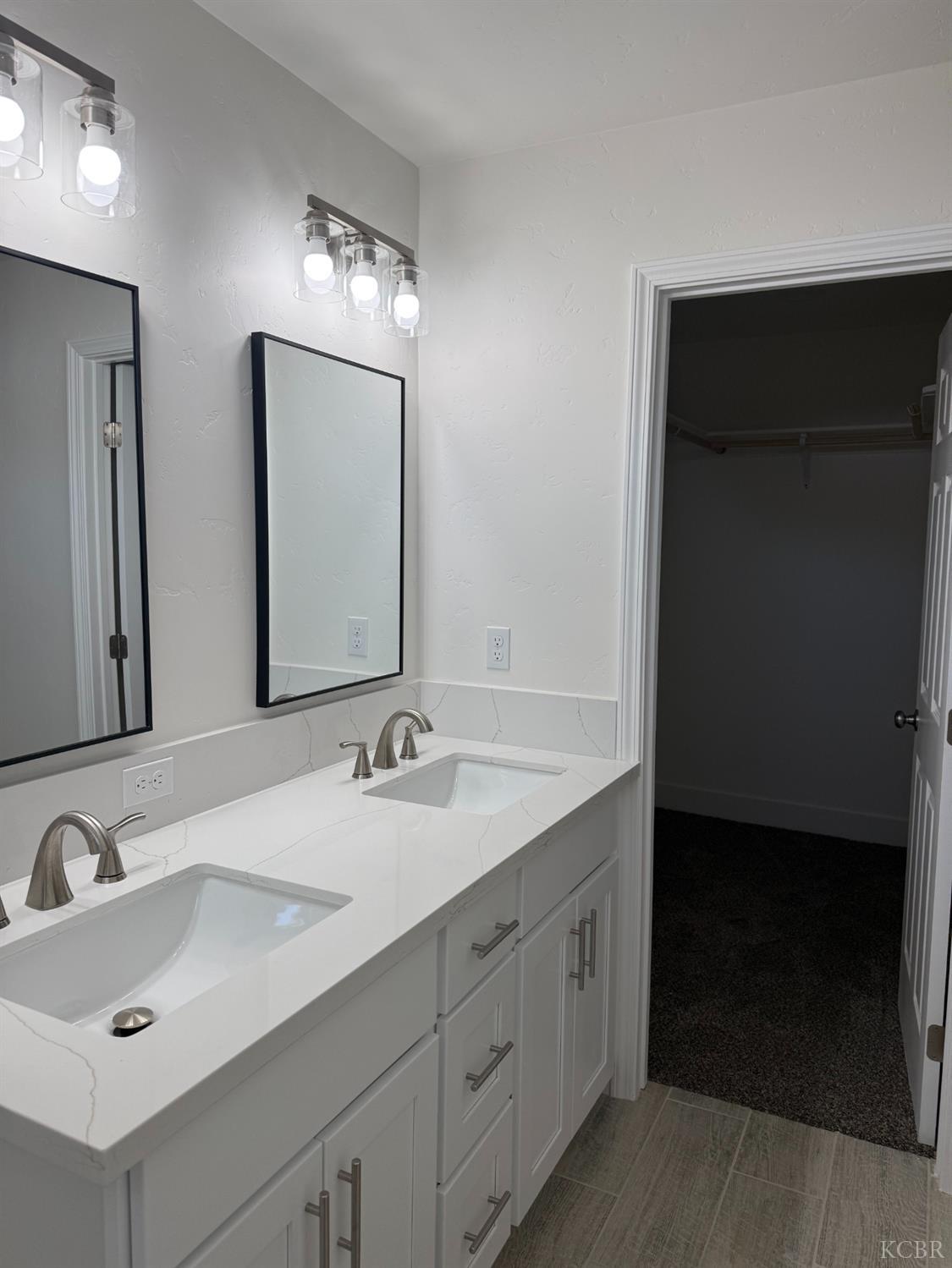1318 ottawa, Corcoran, CA 93212