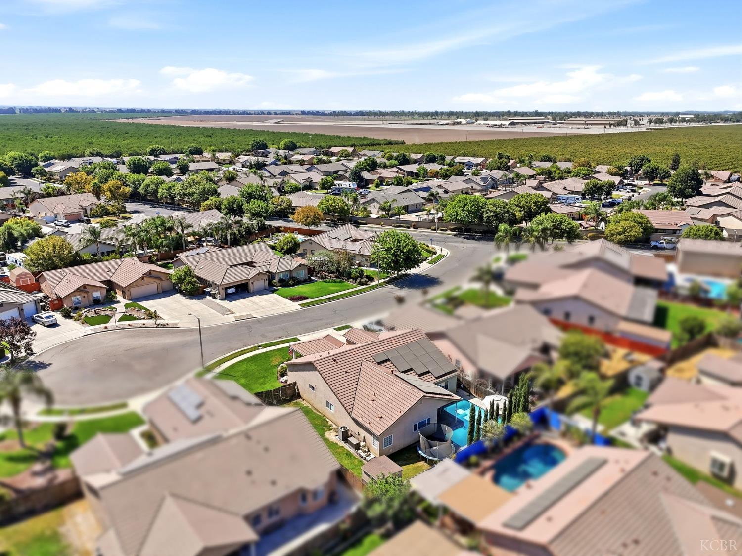1858 W Mono Pl, Tulare, CA 93274
