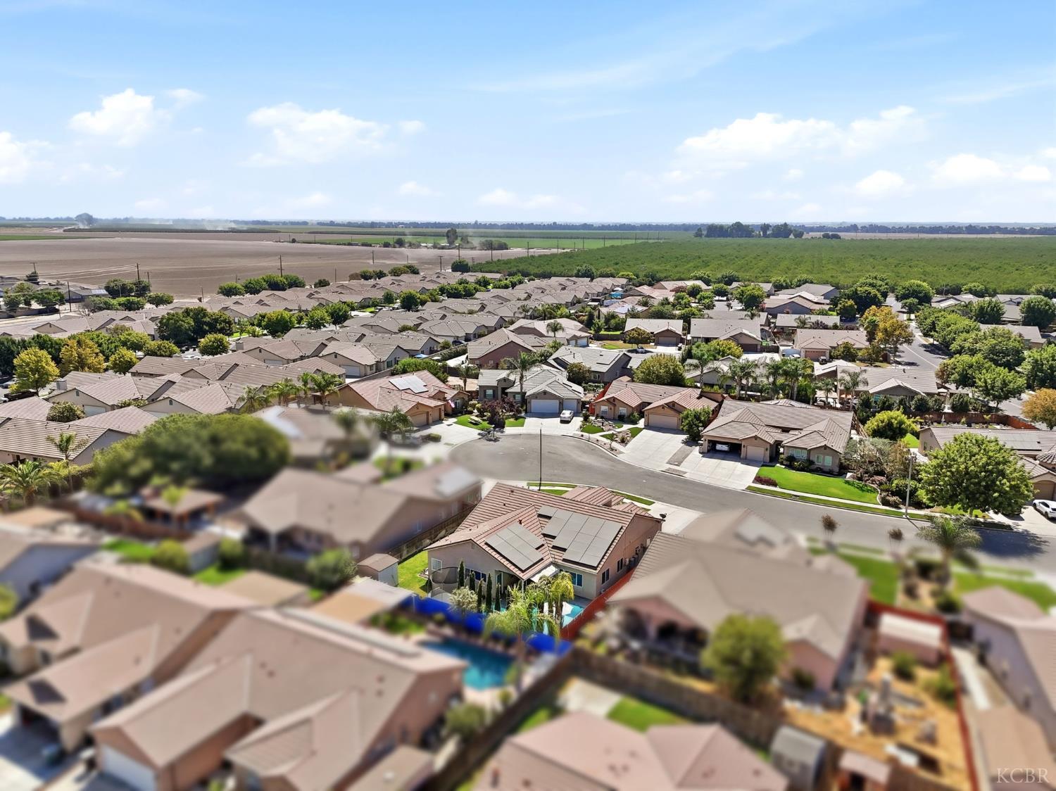 1858 W Mono Pl, Tulare, CA 93274