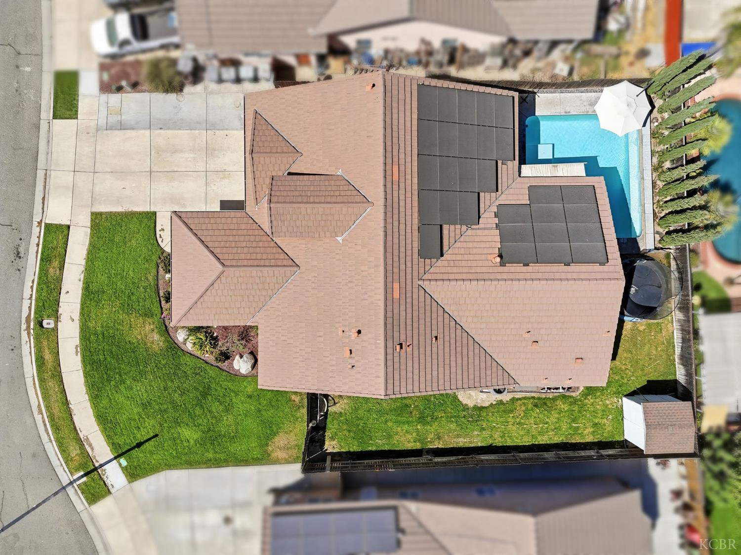 1858 W Mono Pl, Tulare, CA 93274