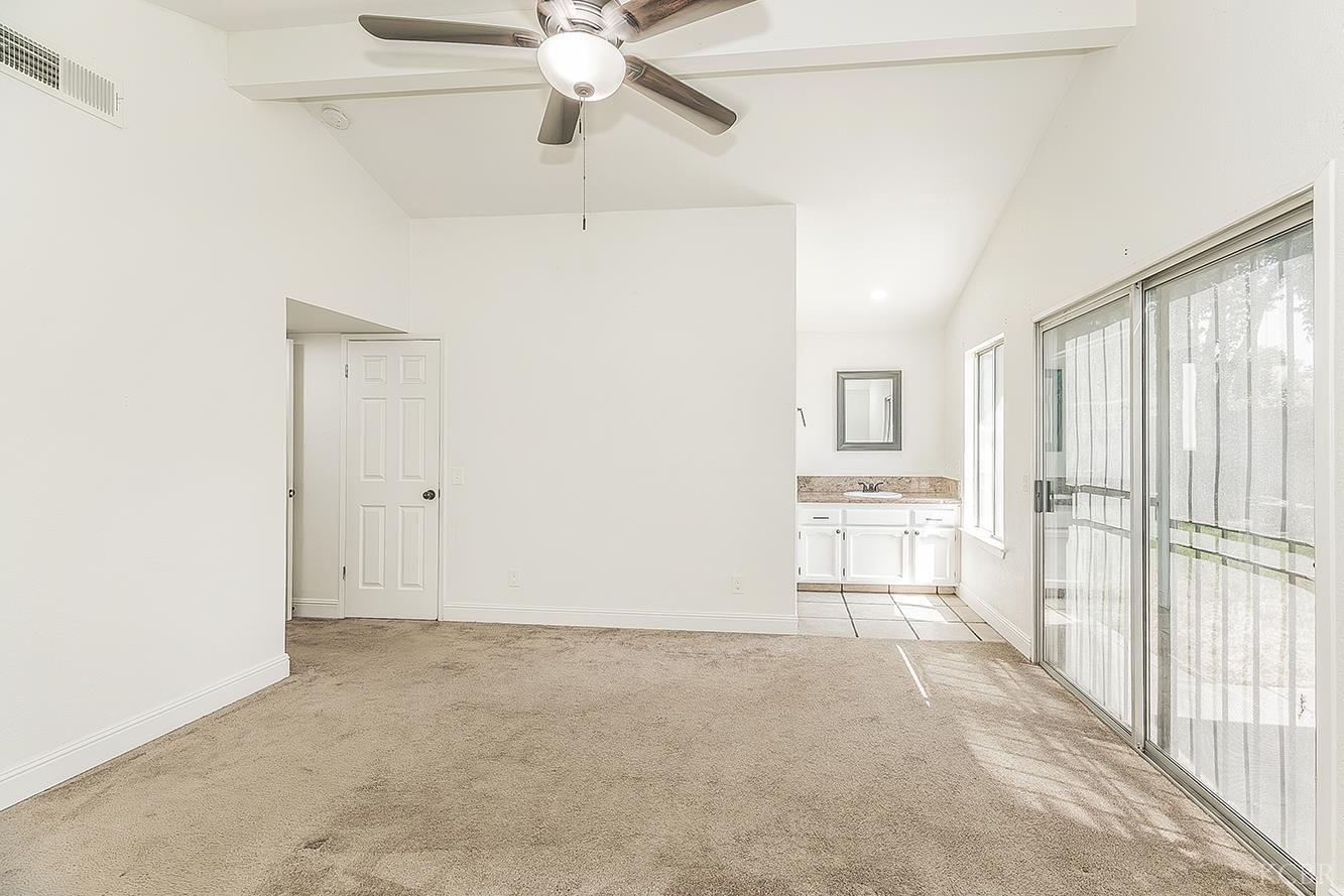 5193 W Hampton Way, Fresno, CA 93722