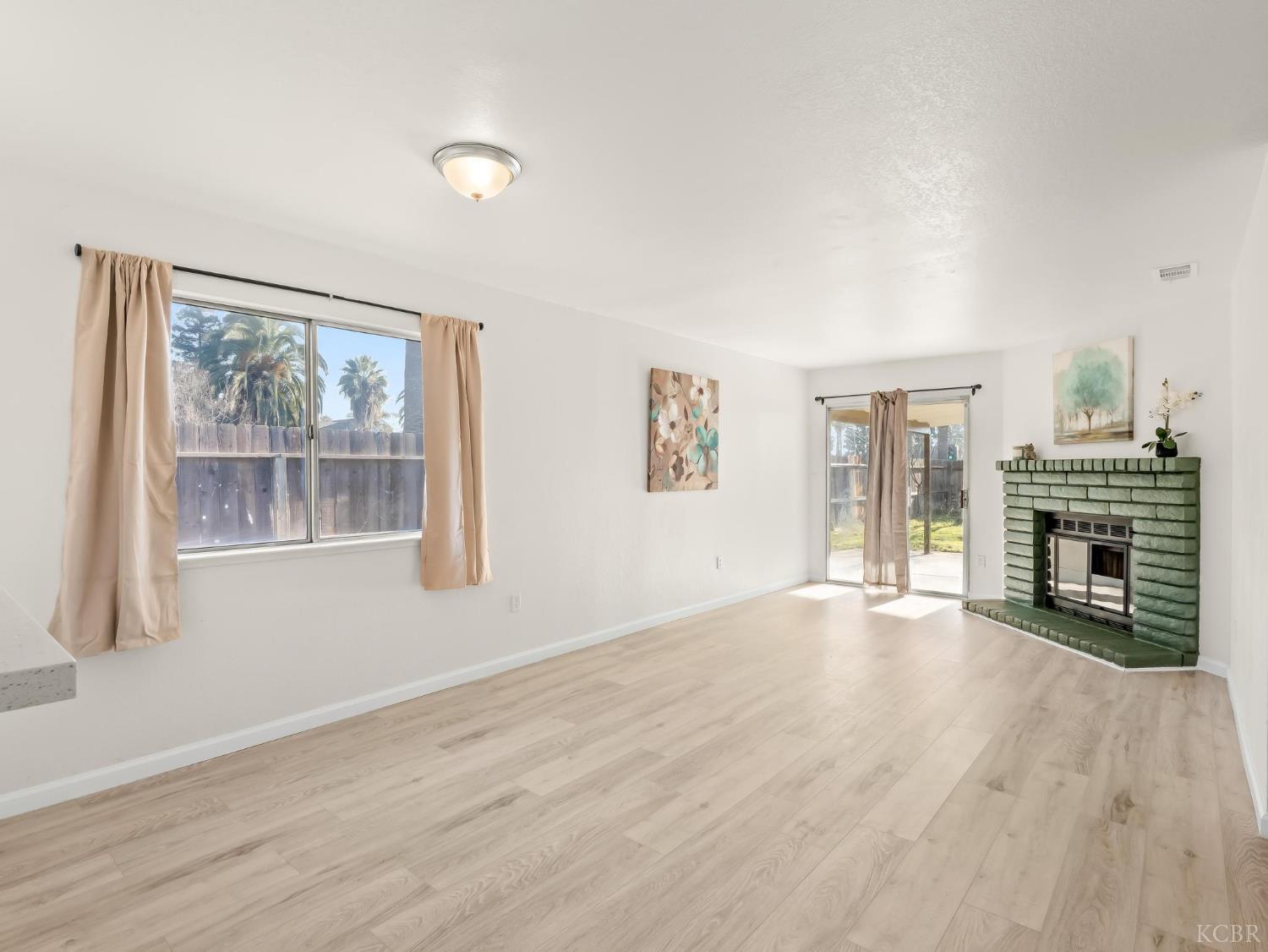 4359 W Cardiff Ave, Fresno, CA 93722