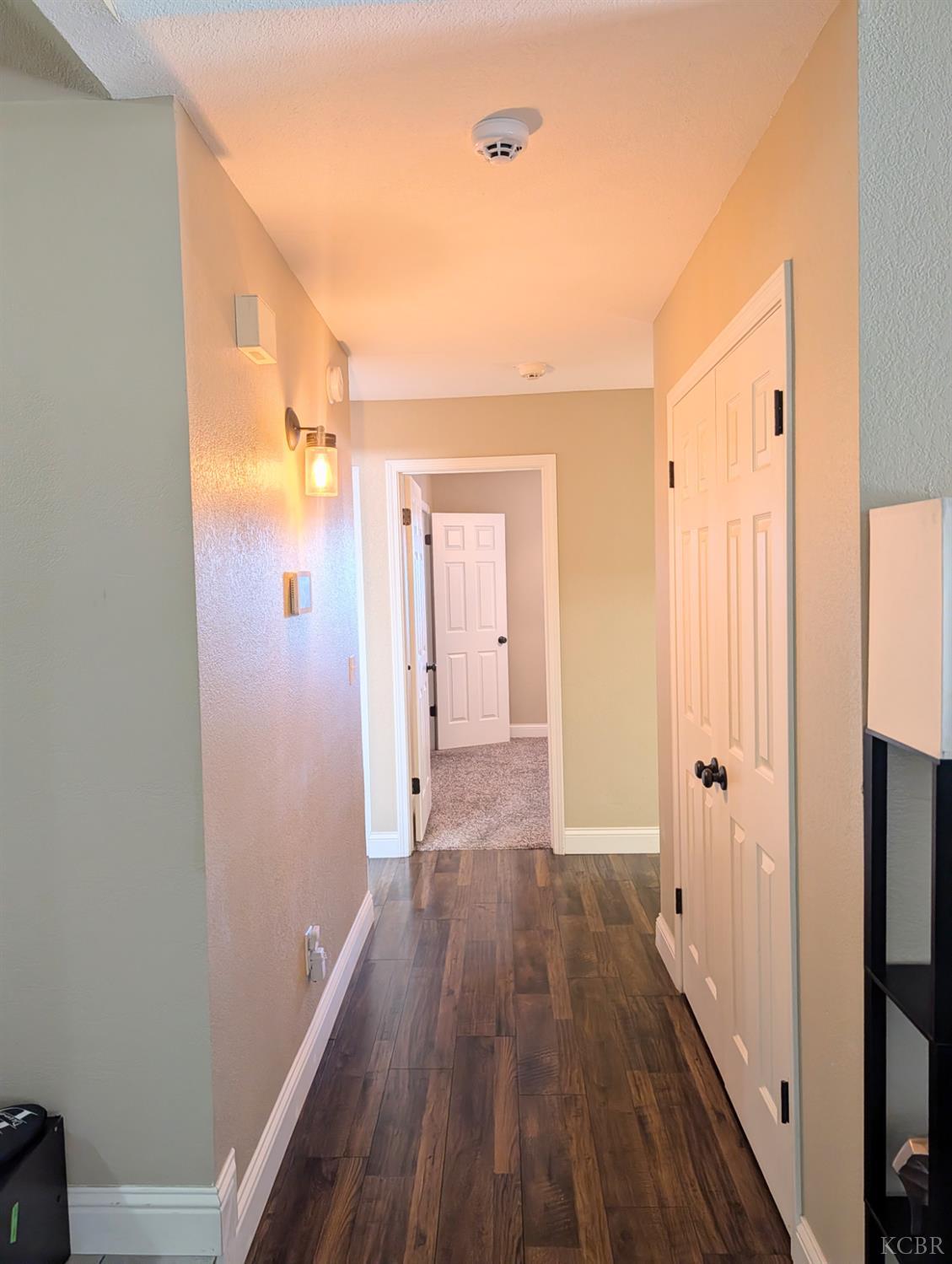681 E Fargo Ave, Hanford, CA 93230
