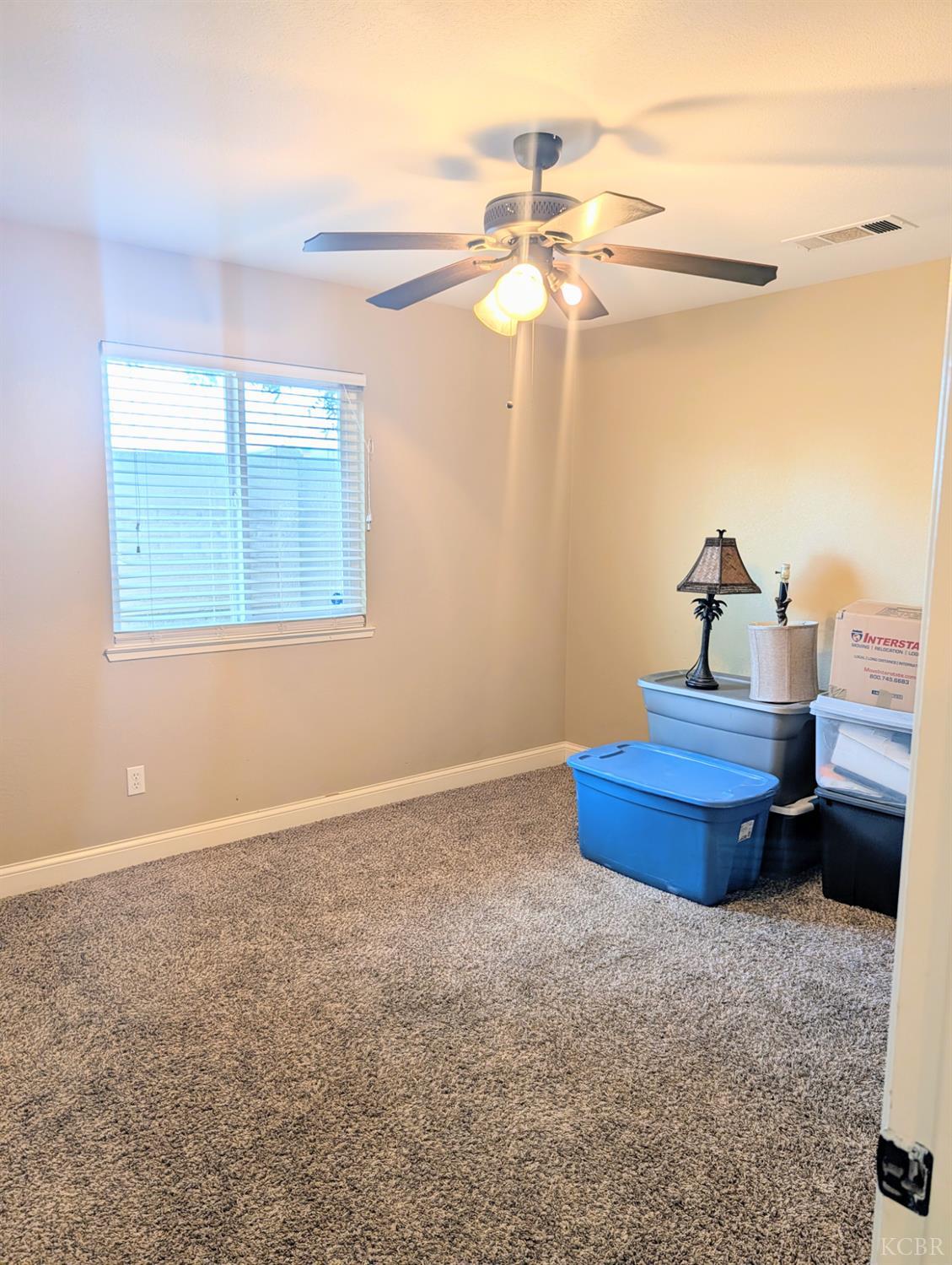 681 E Fargo Ave, Hanford, CA 93230