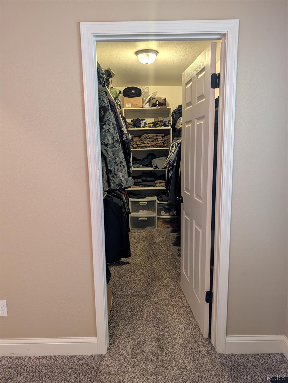 681 E Fargo Ave, Hanford, CA 93230
