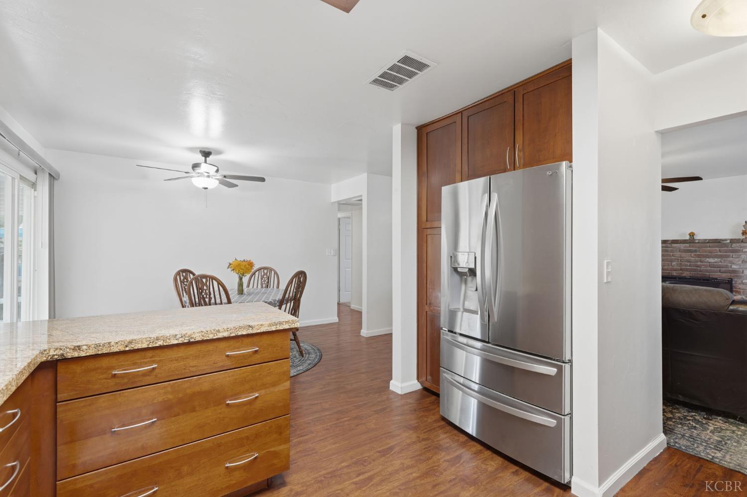 2315 S Verde Vista St, Visalia, CA 93277