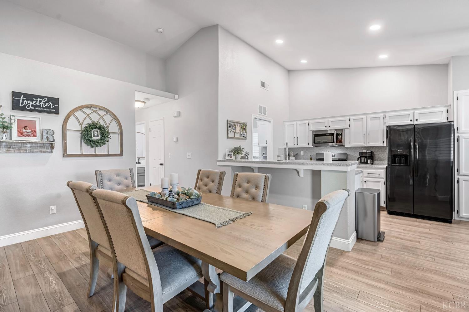 2936 Tarragon Ave, Hanford, CA 93230