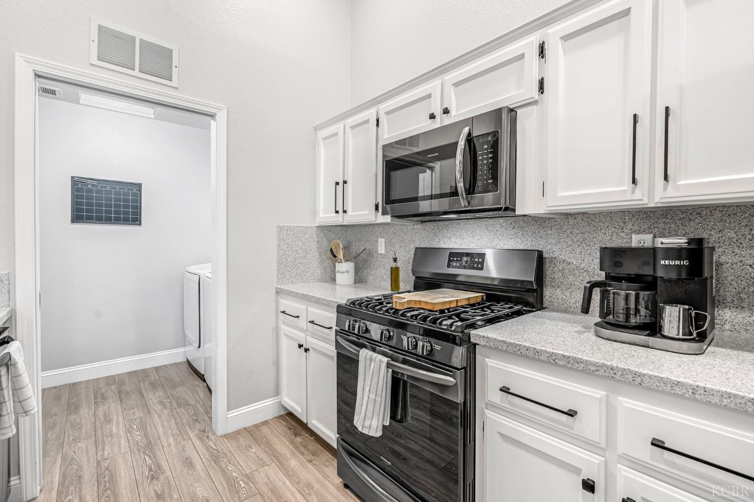 2936 Tarragon Ave, Hanford, CA 93230