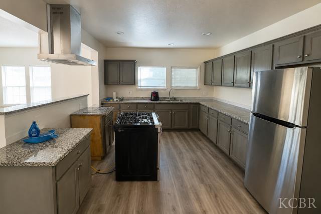 429 B St, Lemoore, CA 93245