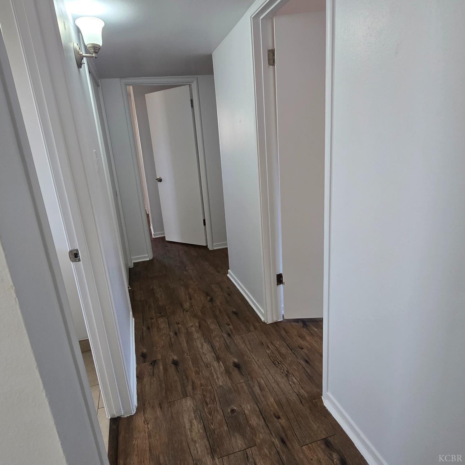 1385 Davis St, Hanford, CA 93230