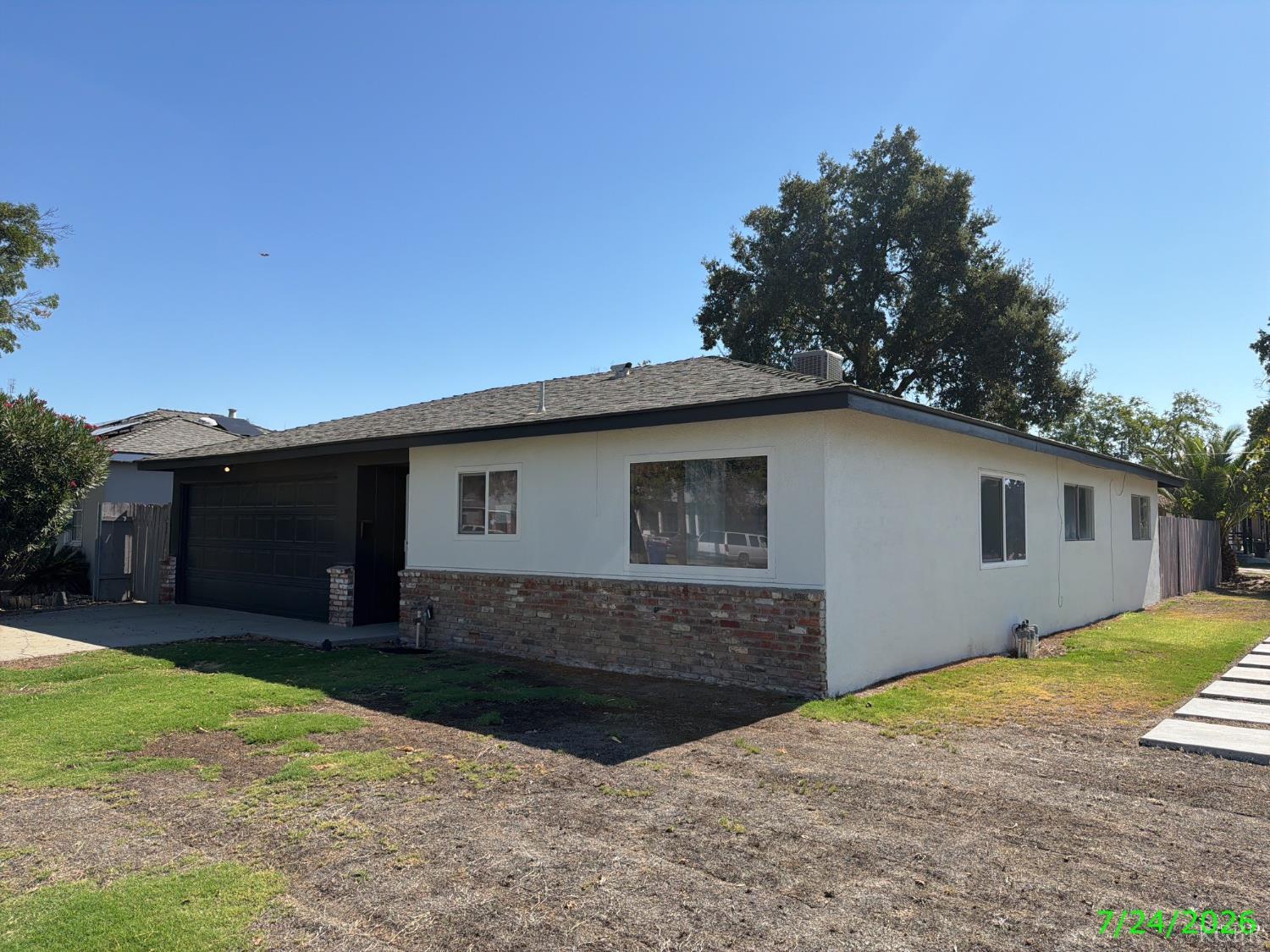 1201 N Redington St N, Hanford, CA 93230