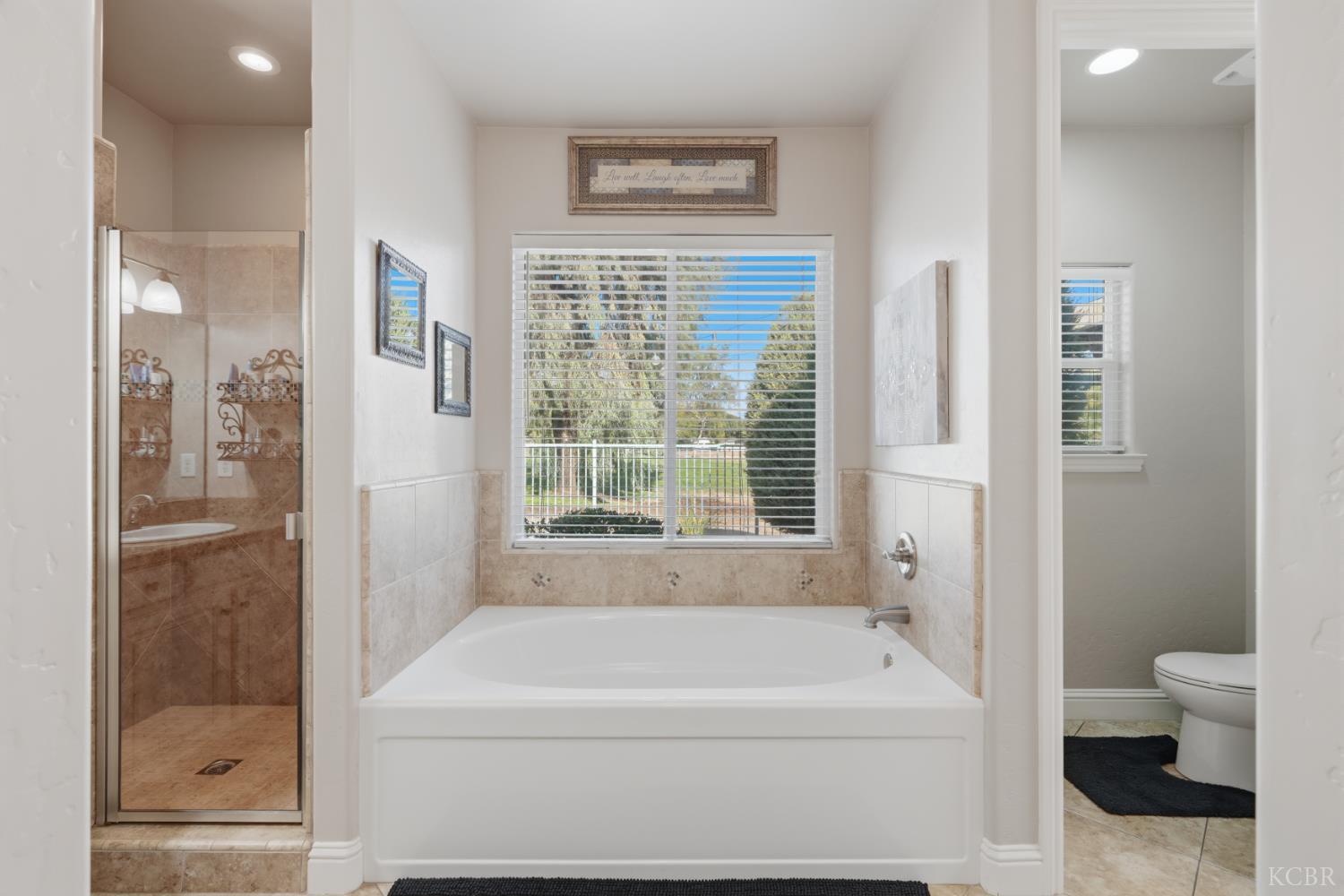 1162 Paradise Loop, Lemoore, CA 93245
