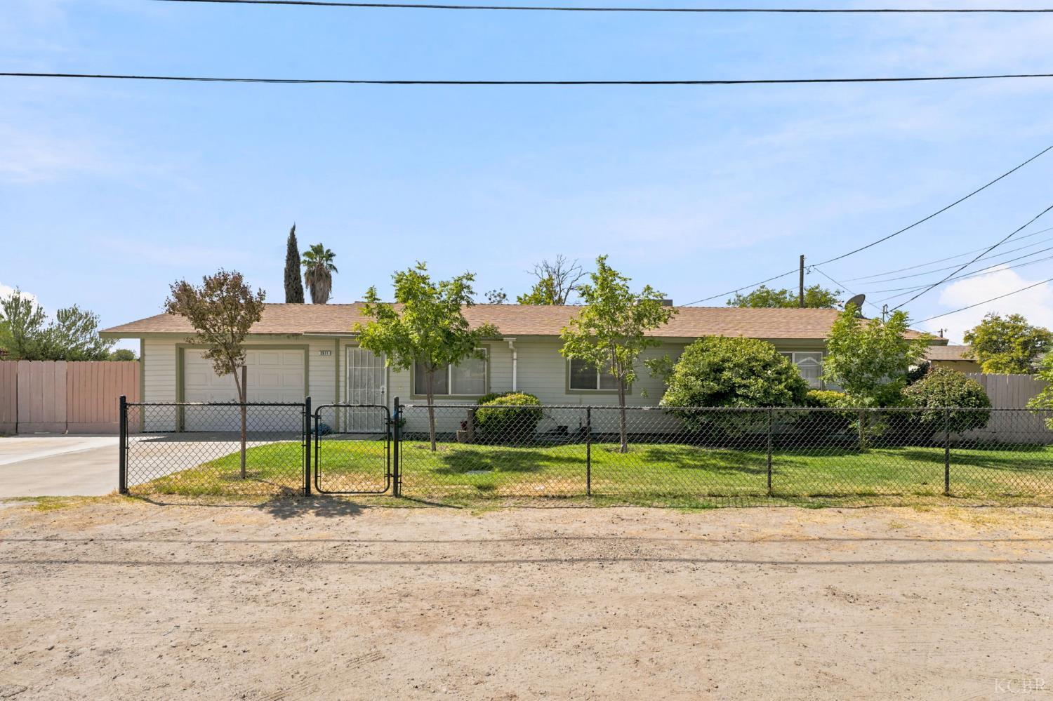 2611 Hanna Ave, Corcoran, CA 93212