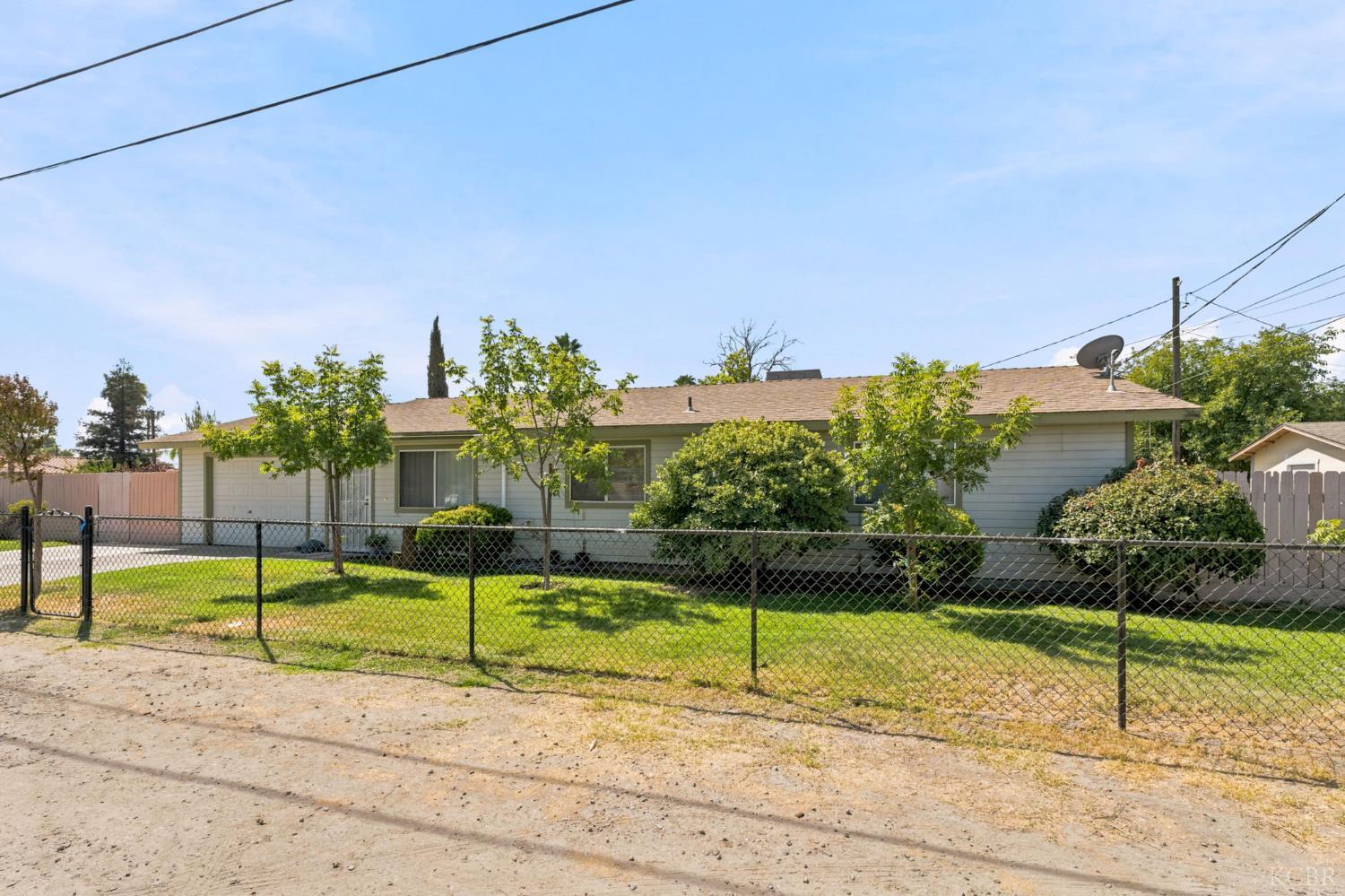 2611 Hanna Ave, Corcoran, CA 93212