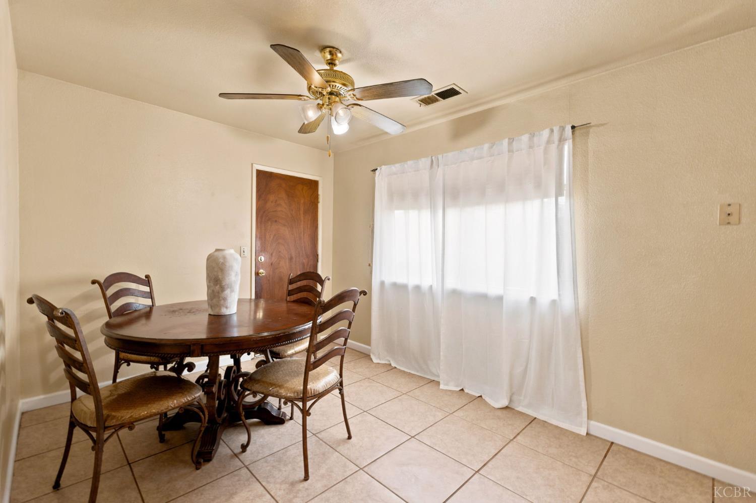 2611 Hanna Ave, Corcoran, CA 93212