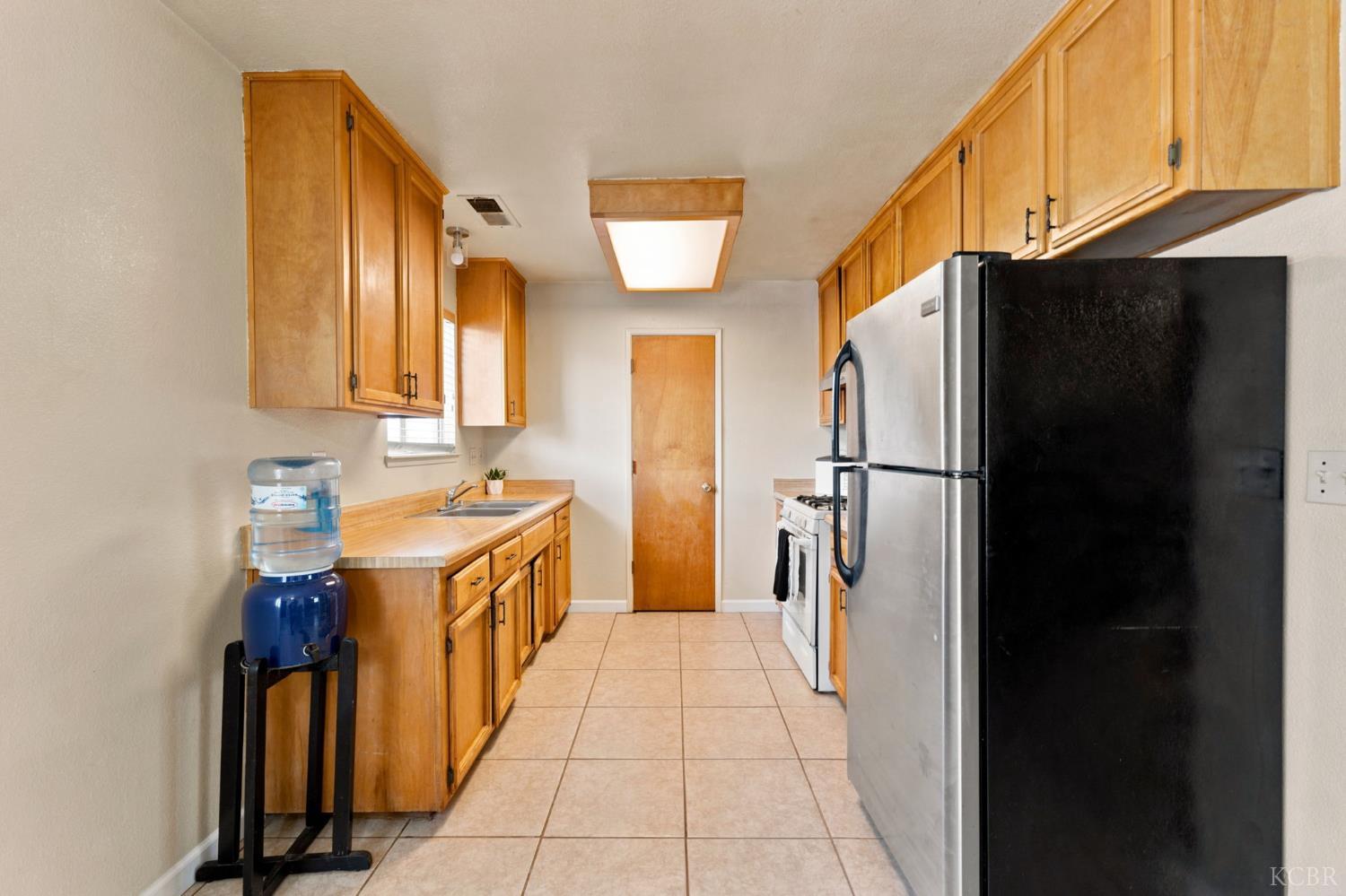2611 Hanna Ave, Corcoran, CA 93212