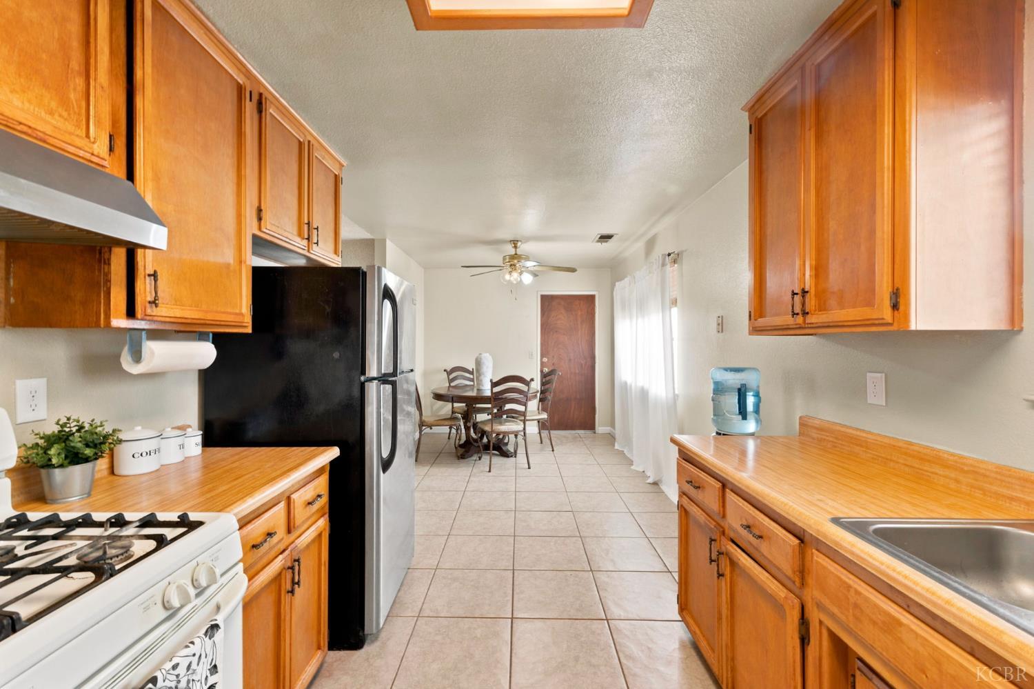 2611 Hanna Ave, Corcoran, CA 93212