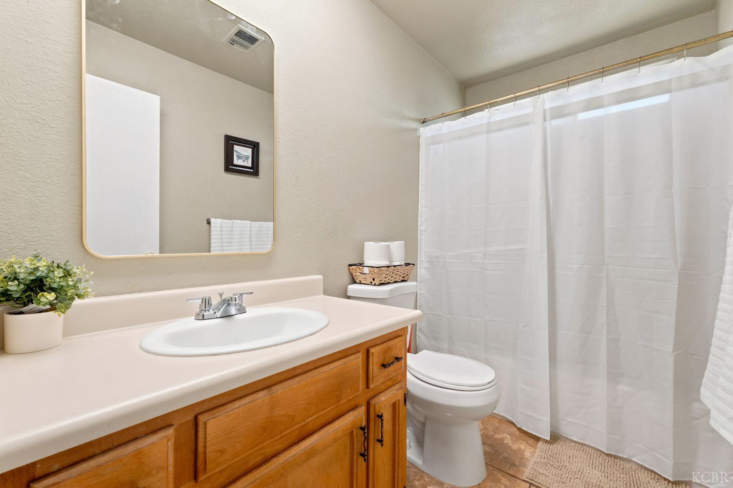 2611 Hanna Ave, Corcoran, CA 93212