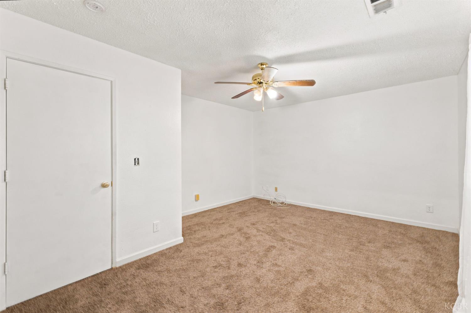 2611 Hanna Ave, Corcoran, CA 93212