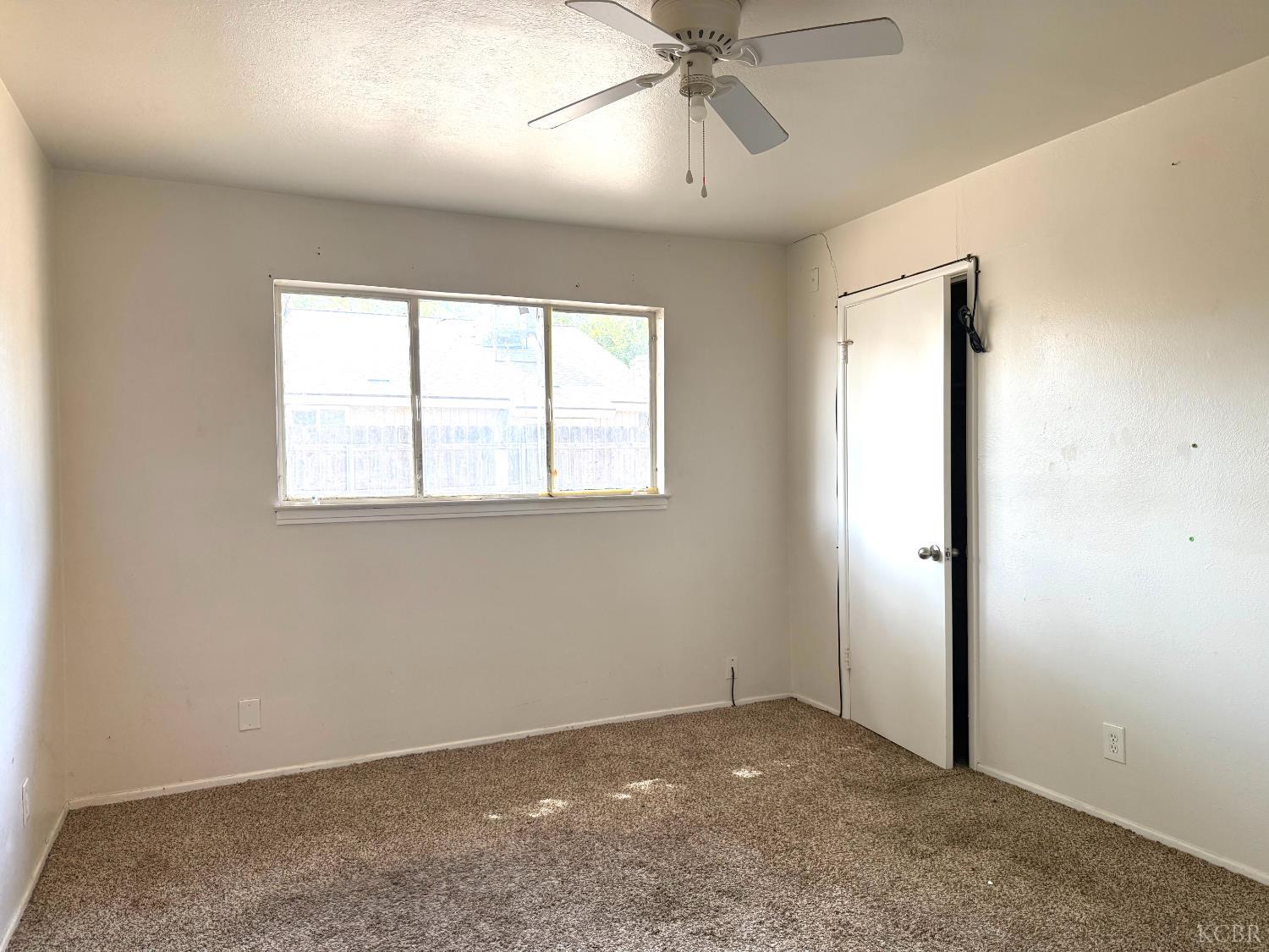 1075 N Princeton Ave, Coalinga, CA 93210