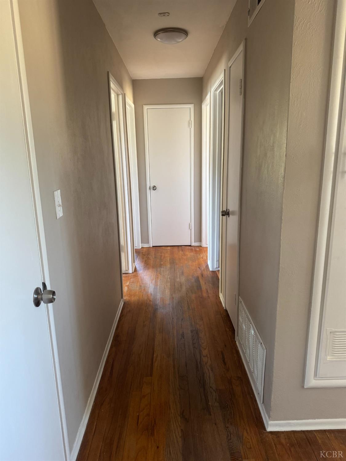 1609 Pleasant Way, Hanford, CA 93230