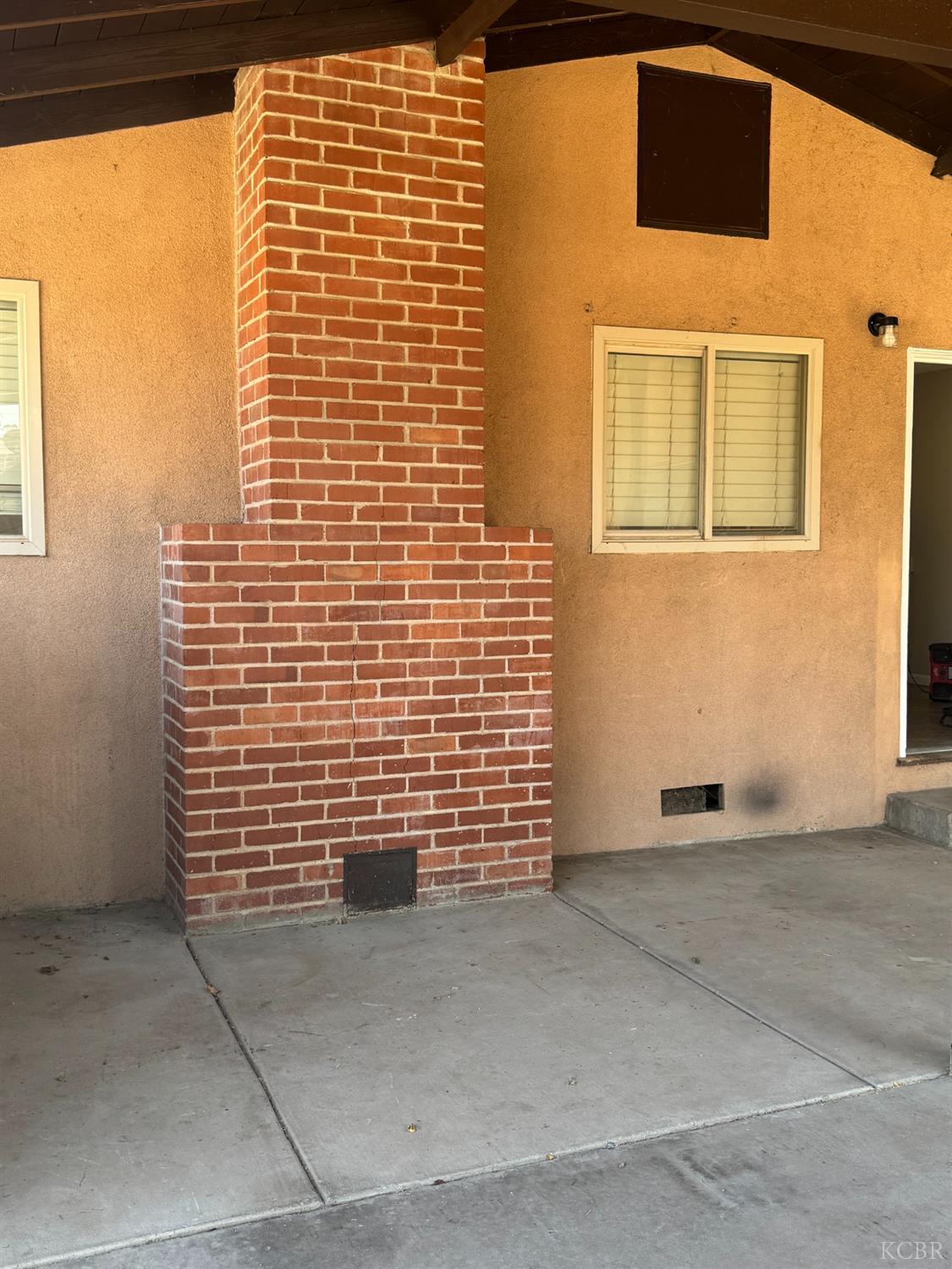1609 Pleasant Way, Hanford, CA 93230