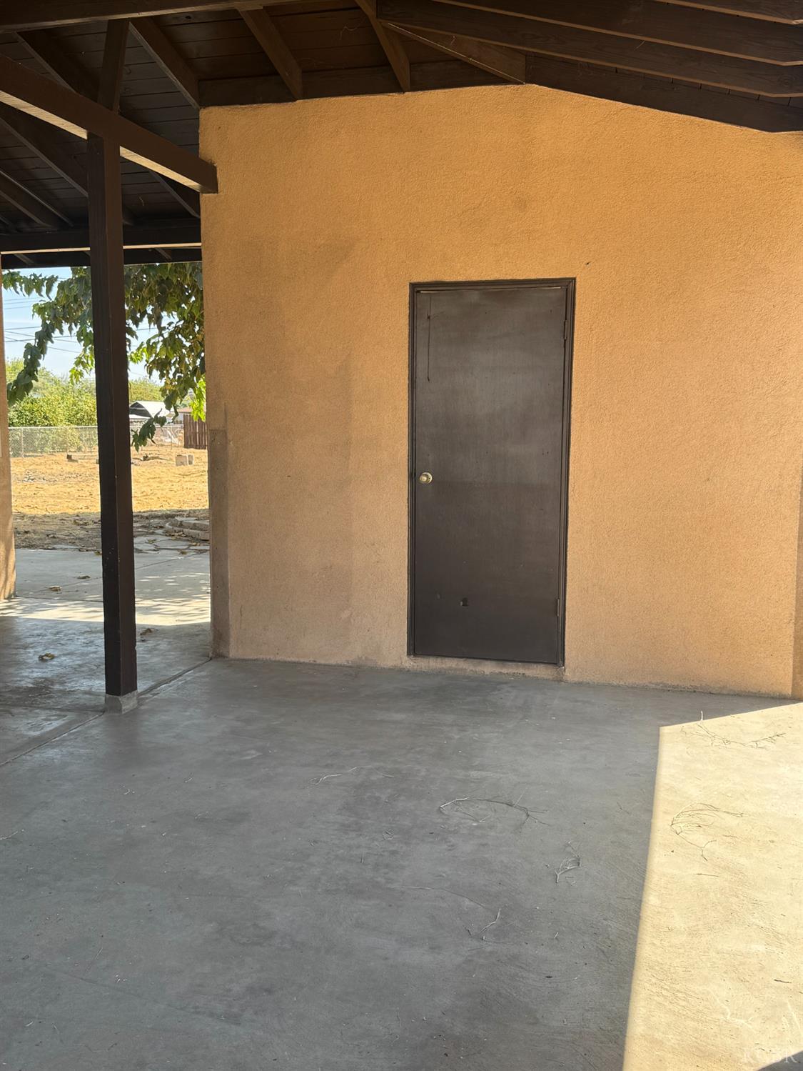 1609 Pleasant Way, Hanford, CA 93230