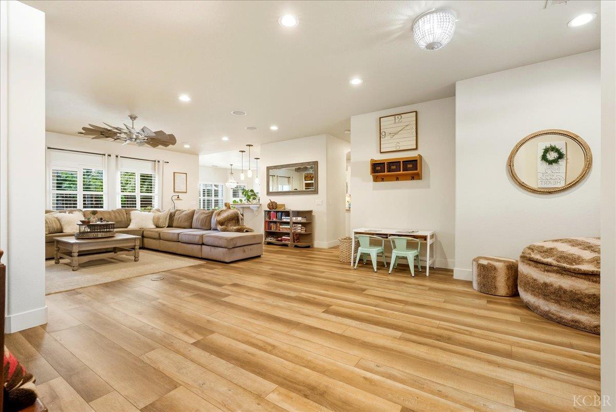 4623 W Grove, Visalia, CA 93291