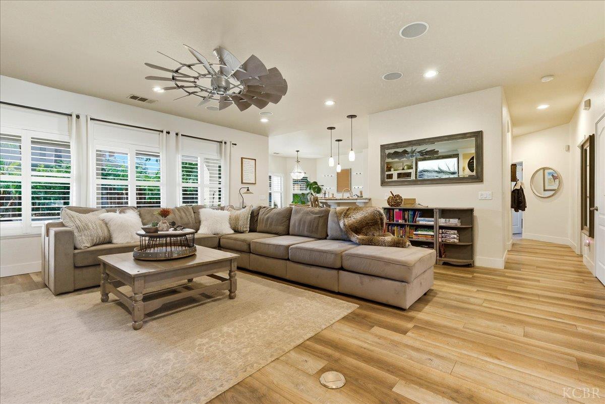 4623 W Grove, Visalia, CA 93291