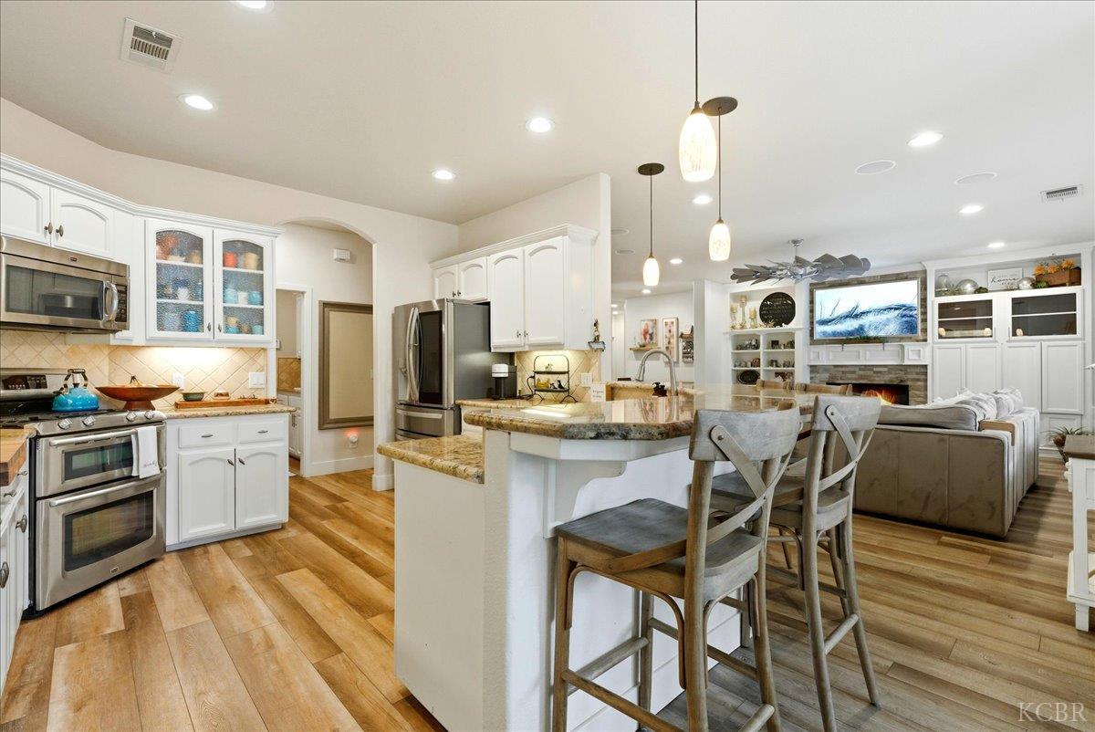 4623 W Grove, Visalia, CA 93291