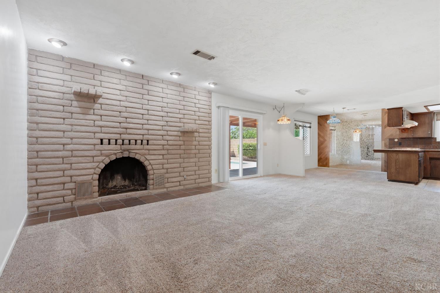 257 Larish St, Lemoore, CA 93245