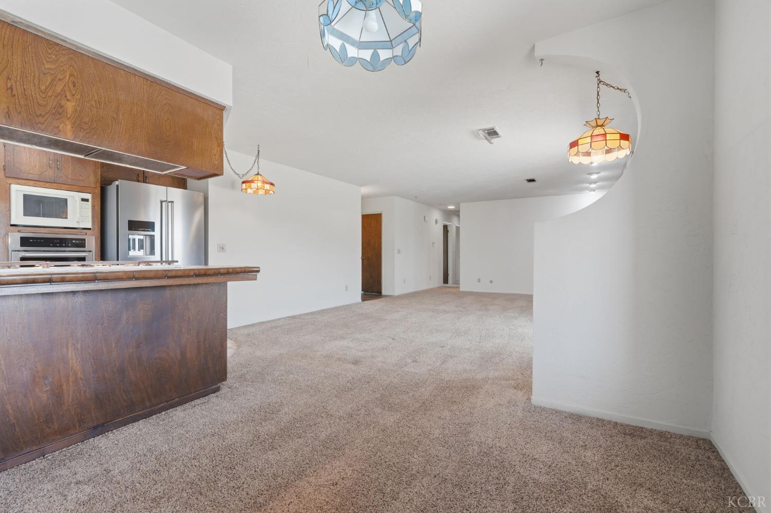 257 Larish St, Lemoore, CA 93245