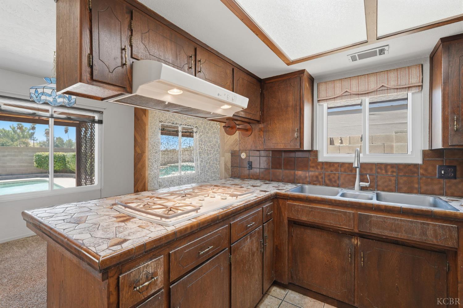 257 Larish St, Lemoore, CA 93245