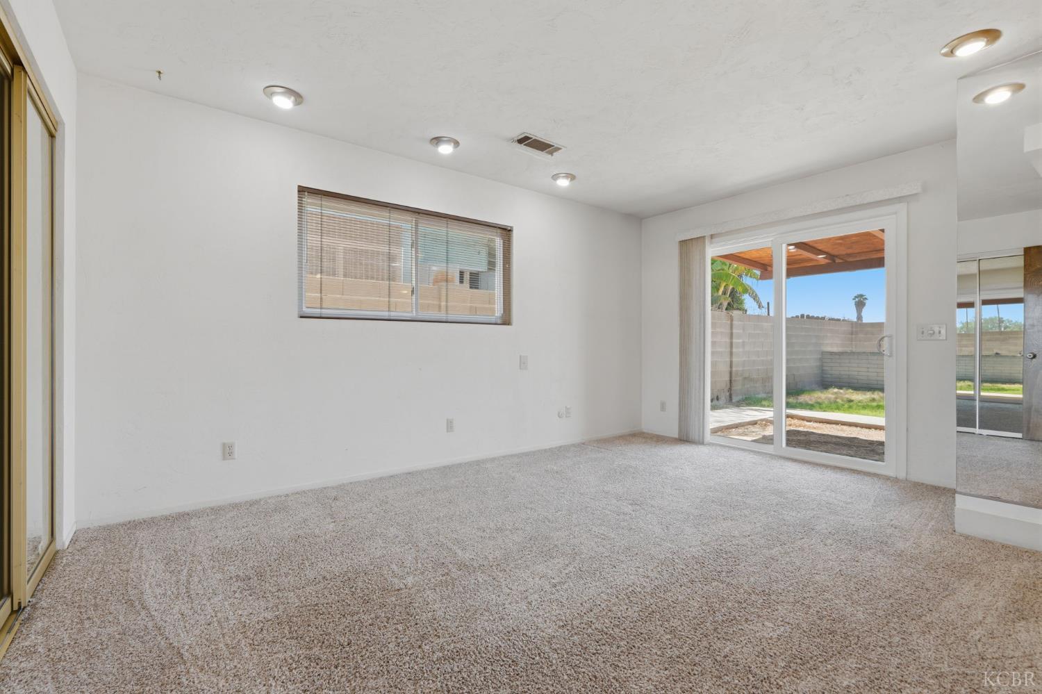 257 Larish St, Lemoore, CA 93245