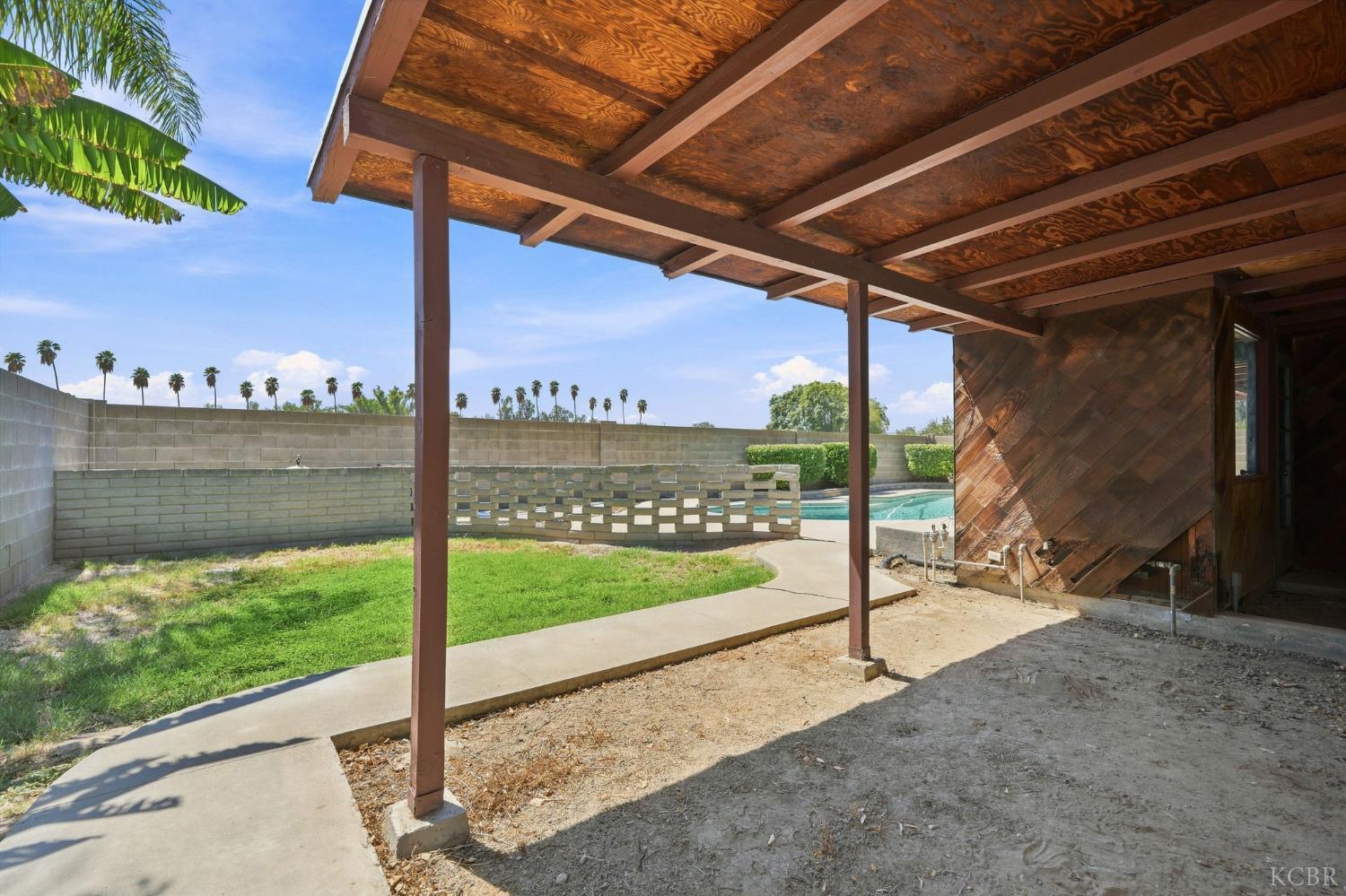 257 Larish St, Lemoore, CA 93245