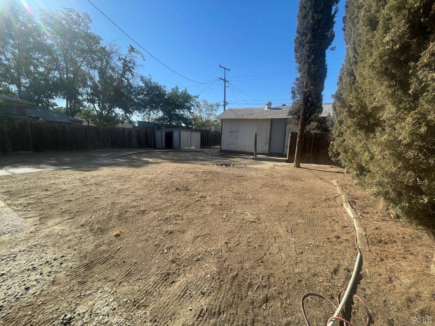 272 Hoover St, Coalinga, CA 93210