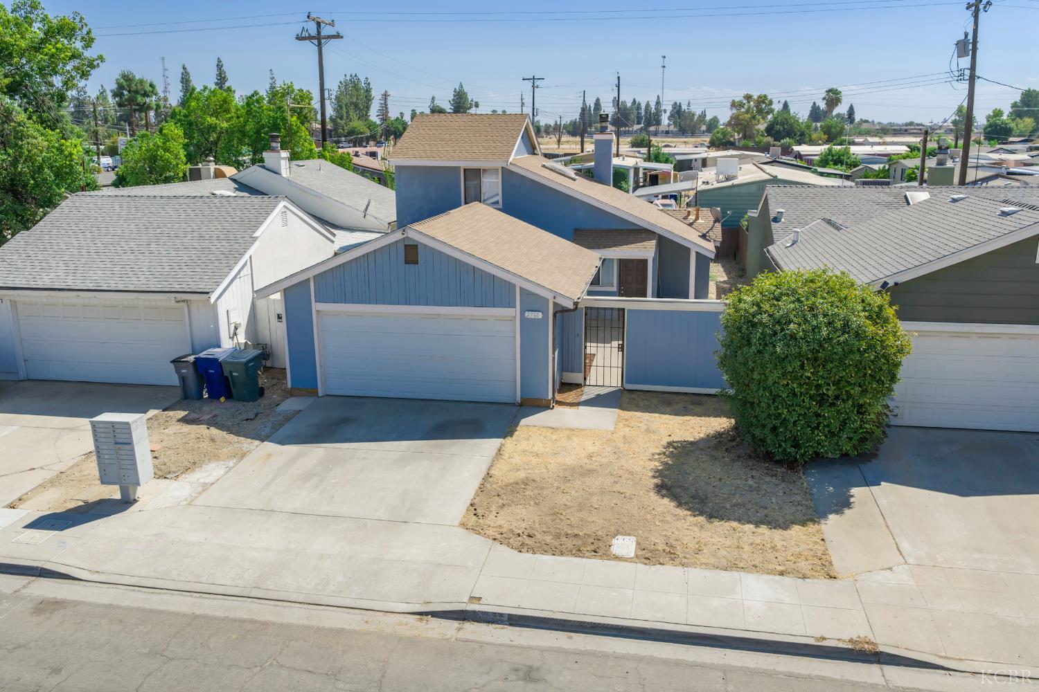 2760 N Selland Ave, Fresno, CA 93722
