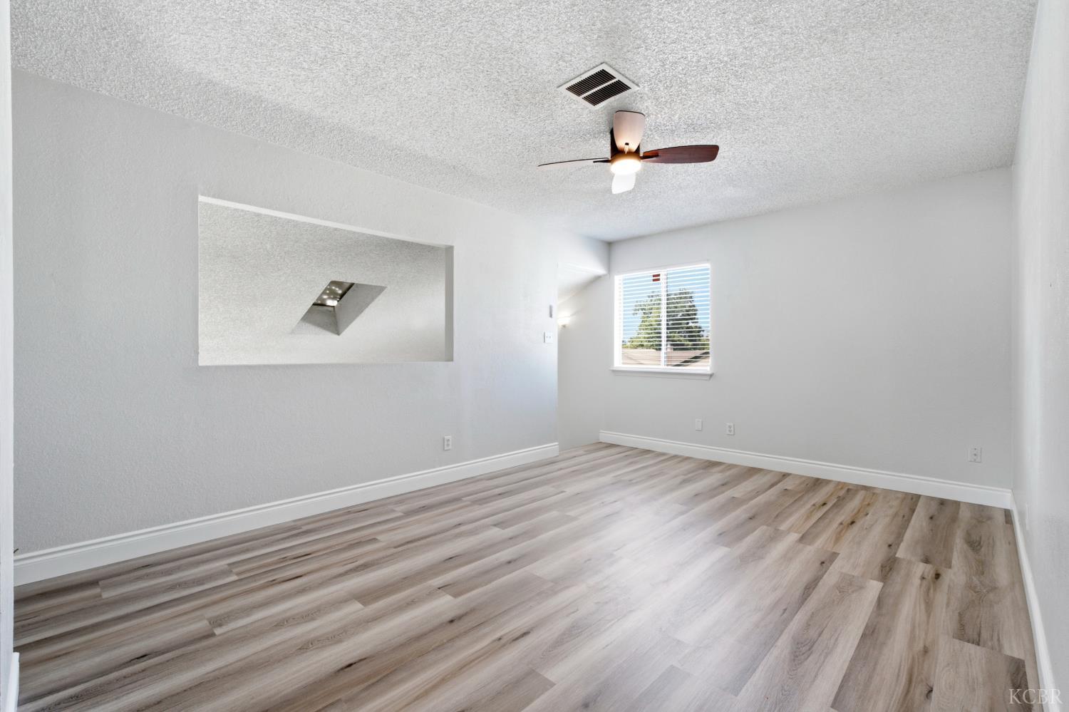 2760 N Selland Ave, Fresno, CA 93722
