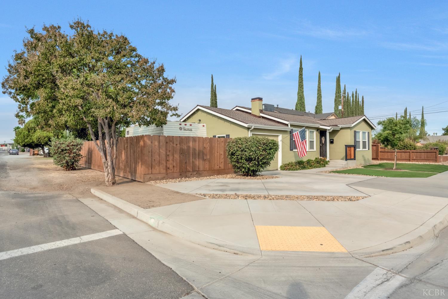 550 S 5th St, Chowchilla, CA 93610
