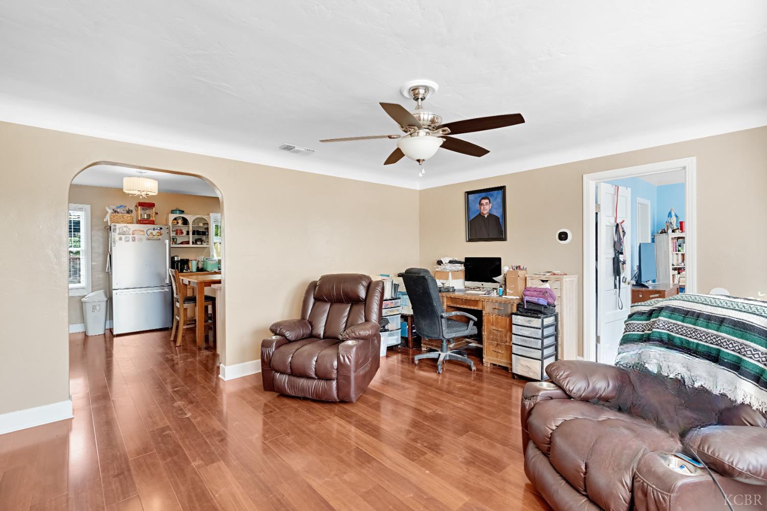 550 S 5th St, Chowchilla, CA 93610