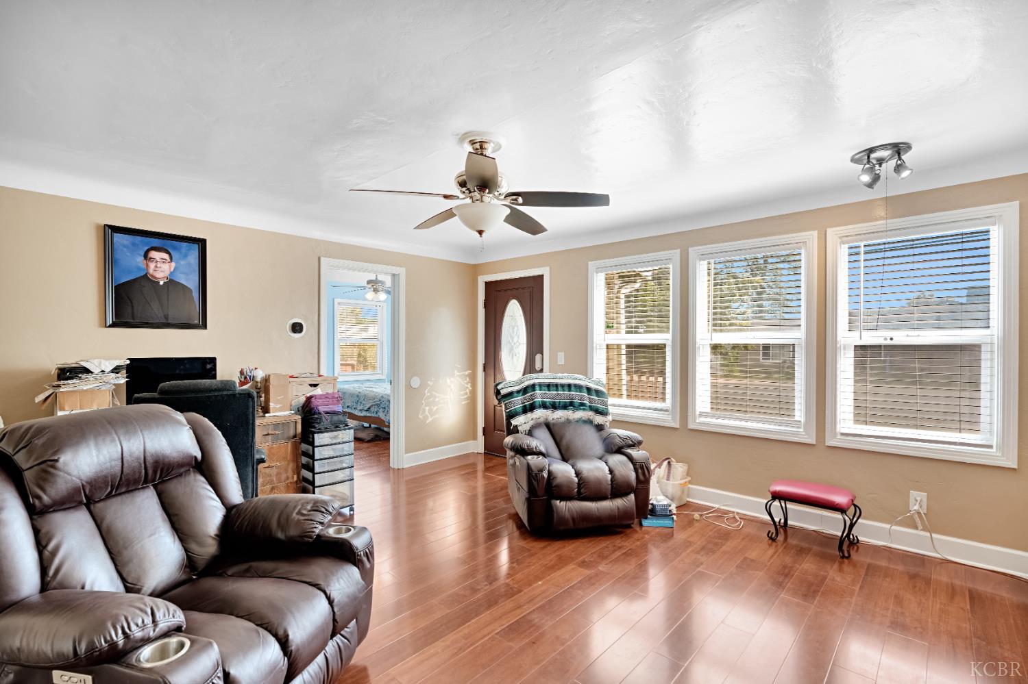 550 S 5th St, Chowchilla, CA 93610