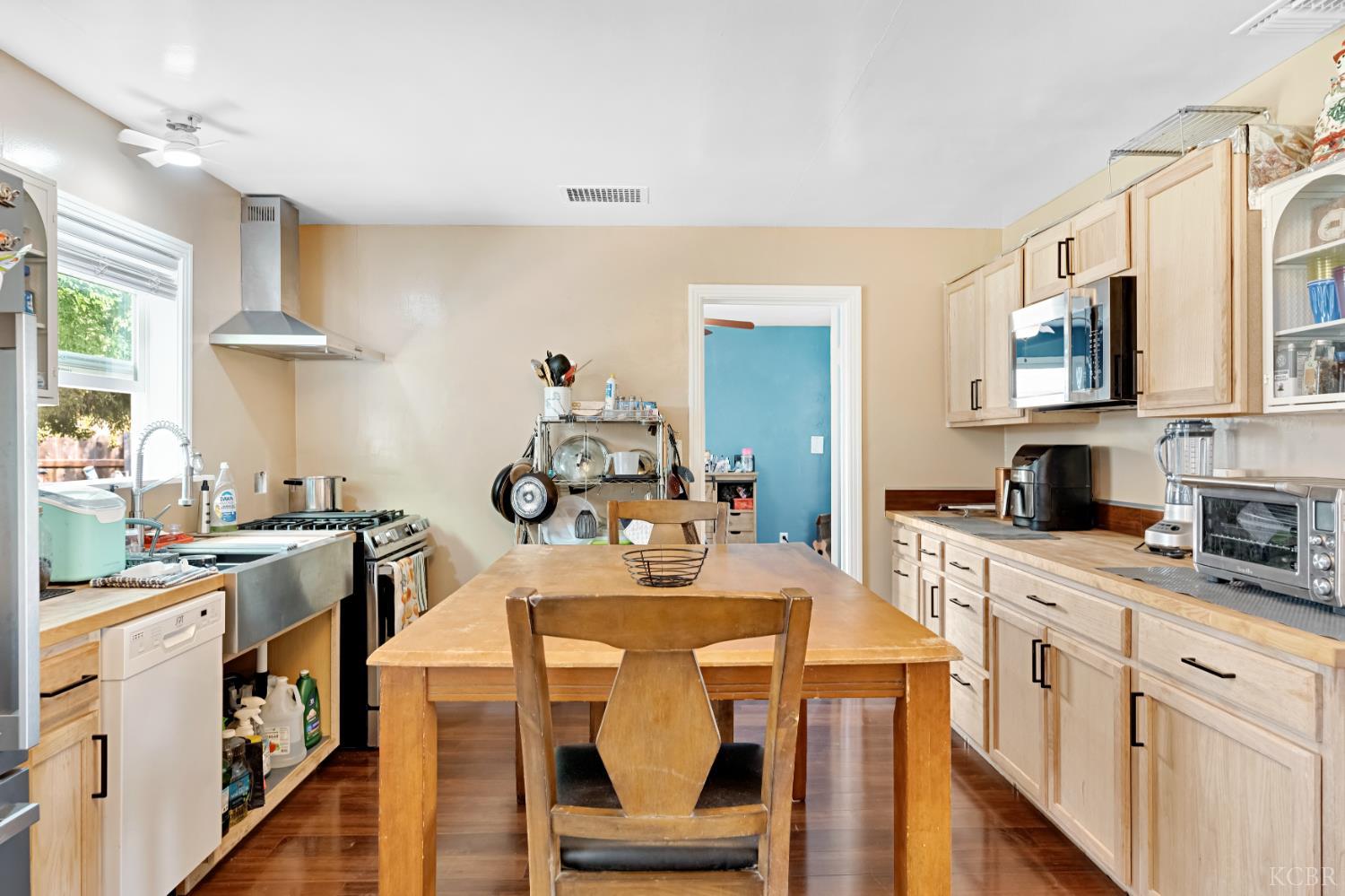 550 S 5th St, Chowchilla, CA 93610