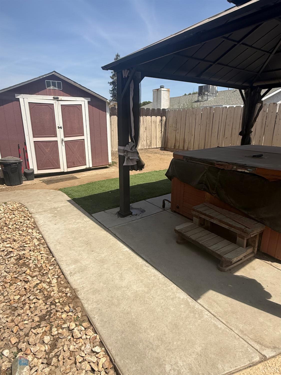 1248 Ashland Dr, Lemoore, CA 93245