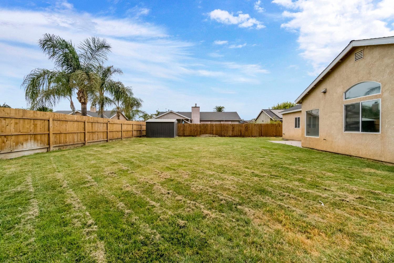 1001 Evergreen Ave, Lemoore, CA 93245