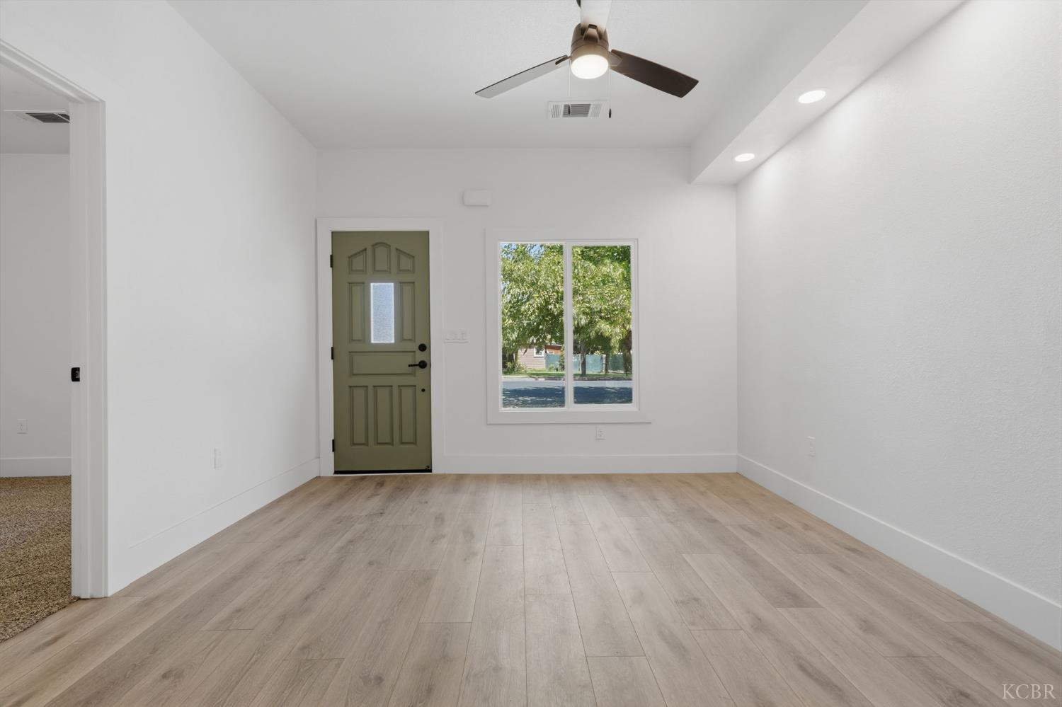 1145 D St, Reedley, CA 93654