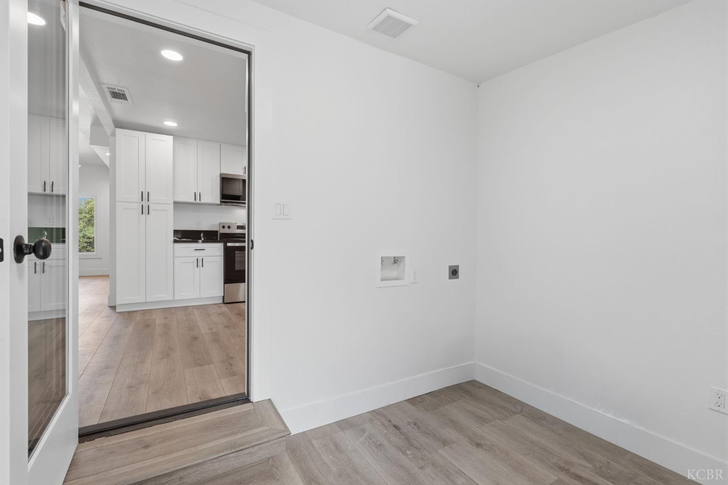 1145 D St, Reedley, CA 93654