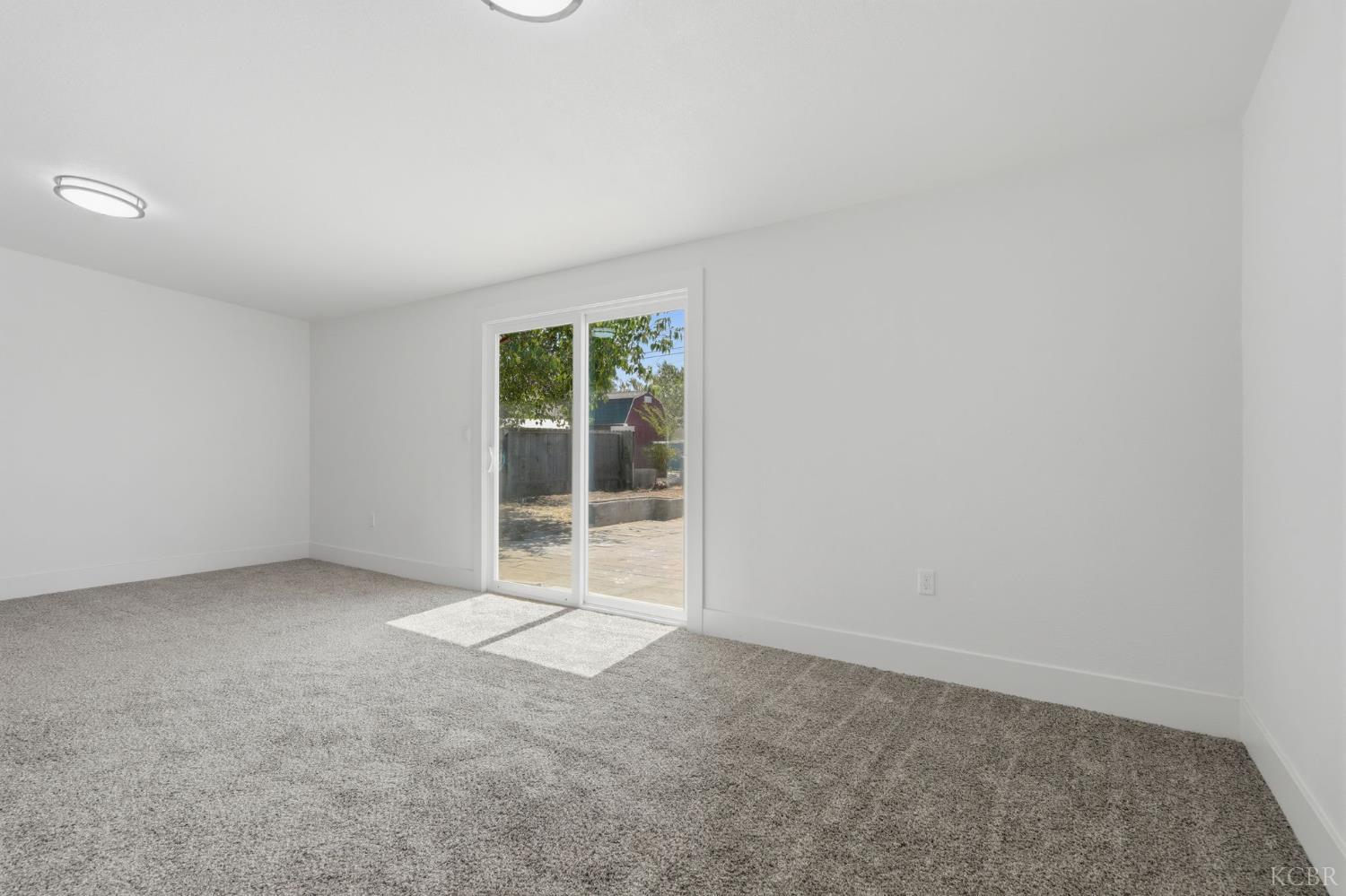 1145 D St, Reedley, CA 93654