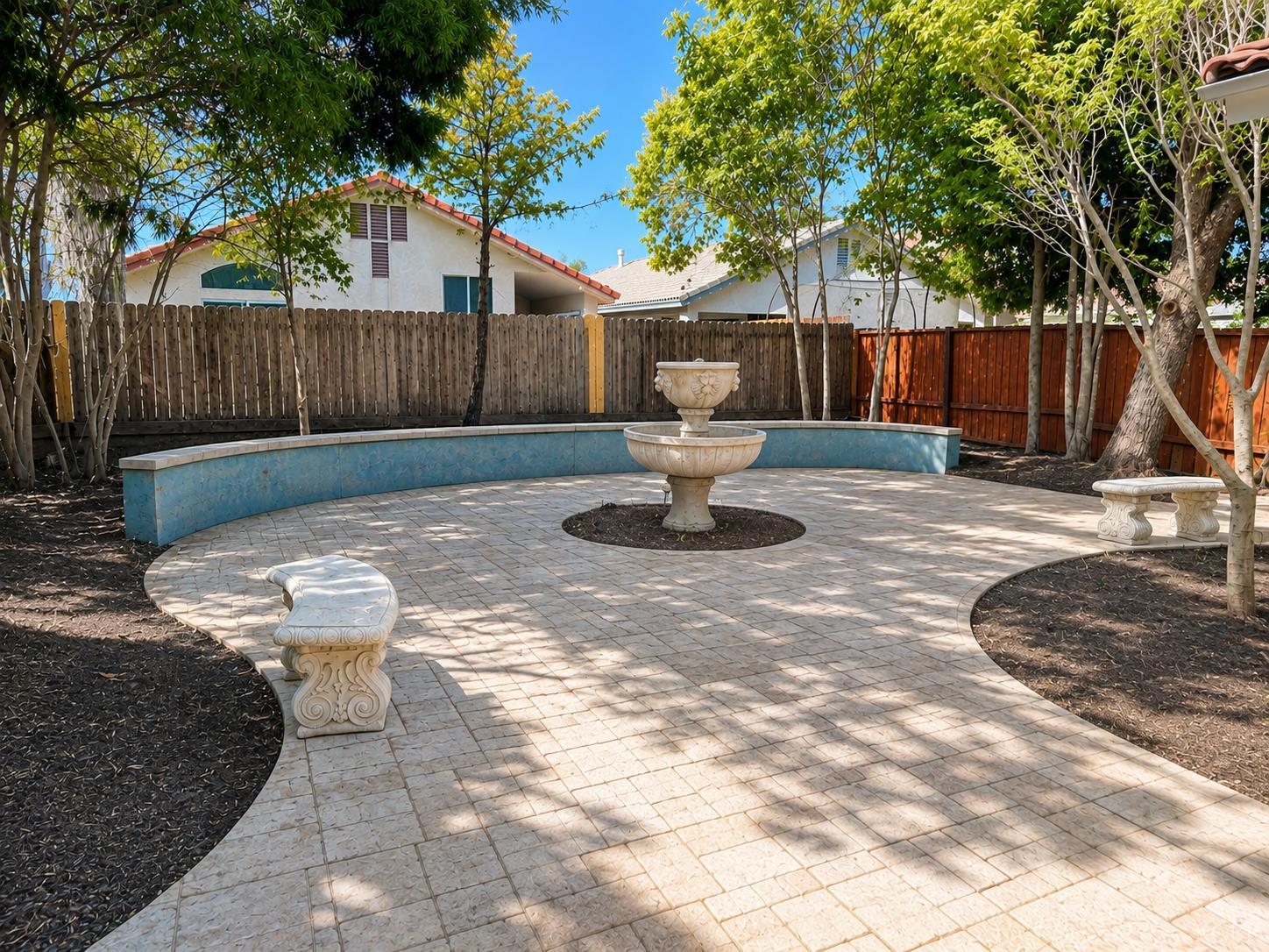 4706 W University Ave, Fresno, CA 93722