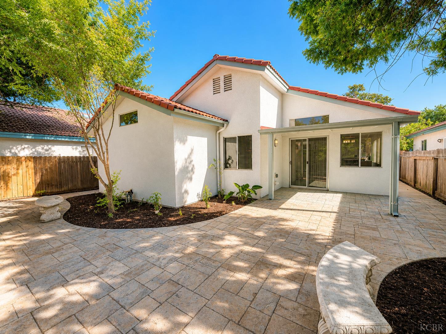4706 W University Ave, Fresno, CA 93722