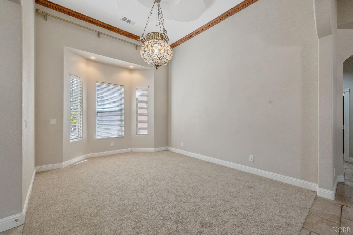 12524 Avenue 320, Visalia, CA 93291